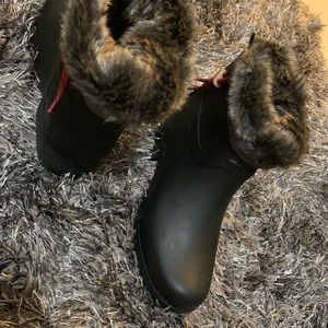 Lucky Brand rain boots with removable fur lining